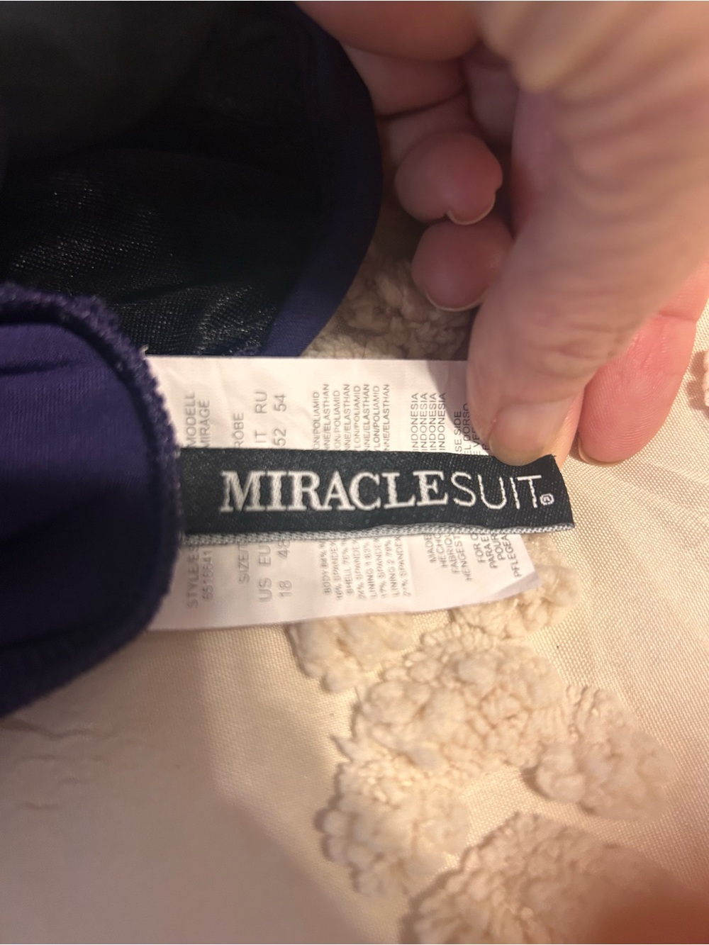 Miraclesuit Mirage Purple Mesh Overlay Swim top - Size 18 - Picture 3 of 3